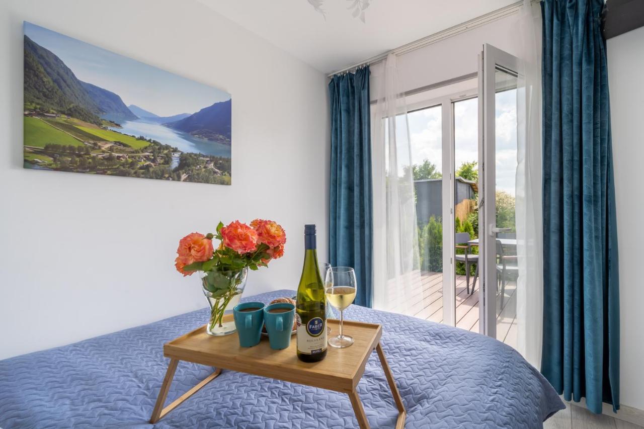 Family Garden House With Free Private Parking & Playground Βίλα Ρίγα Εξωτερικό φωτογραφία