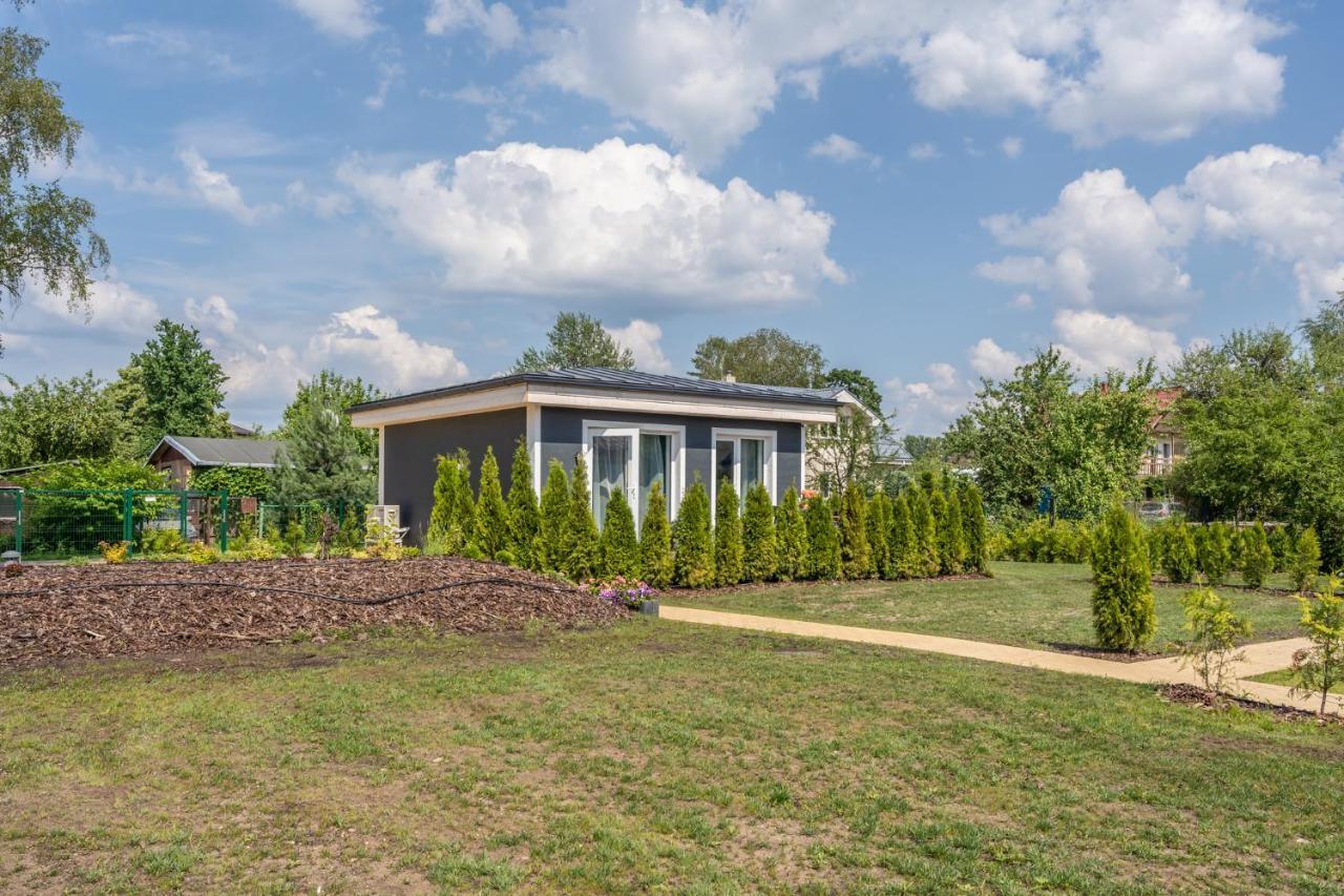 Family Garden House With Free Private Parking & Playground Βίλα Ρίγα Εξωτερικό φωτογραφία
